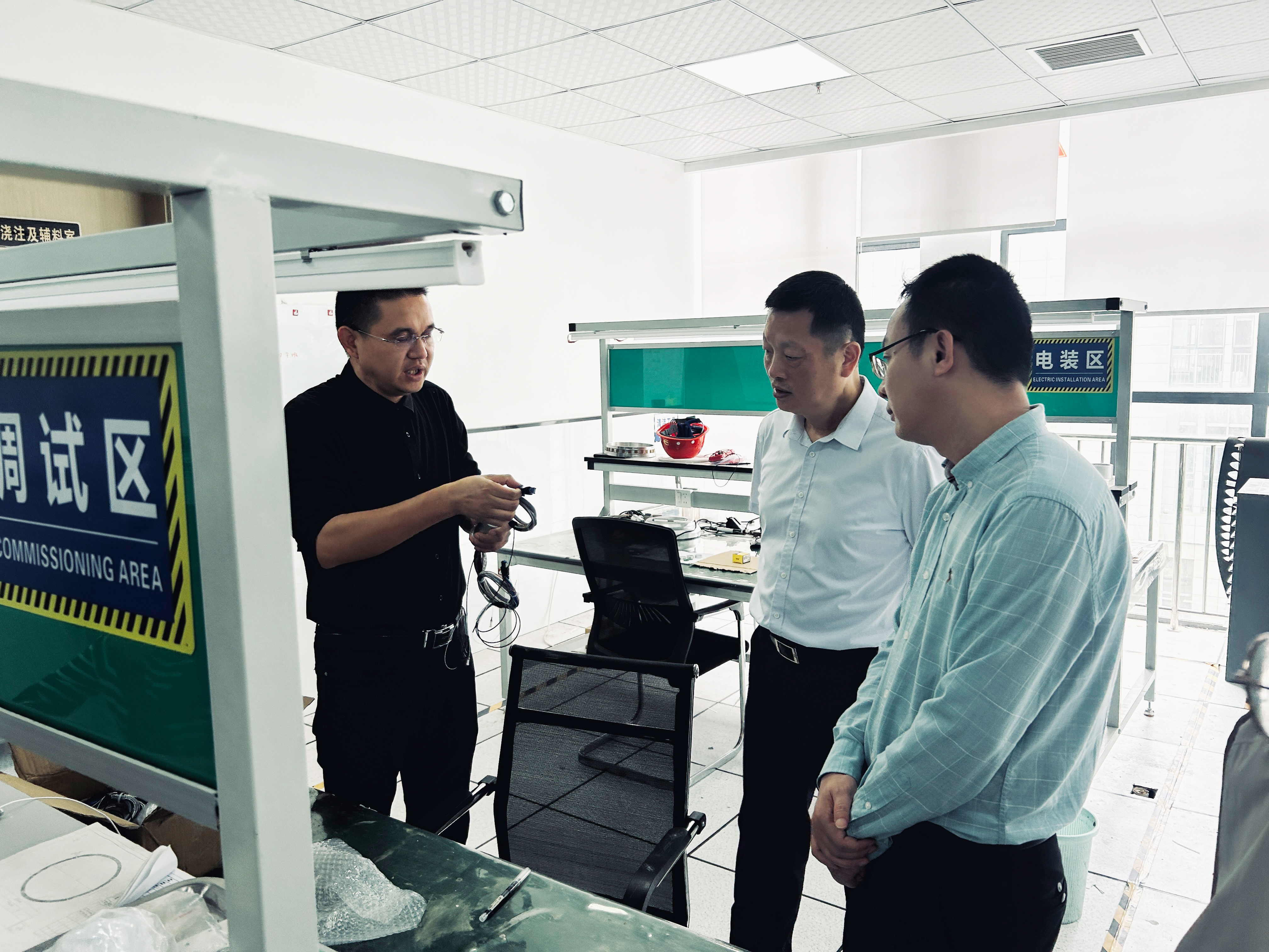 市发改委领导深入企业视察 ，充分发挥大数据中心引领作用赋能企